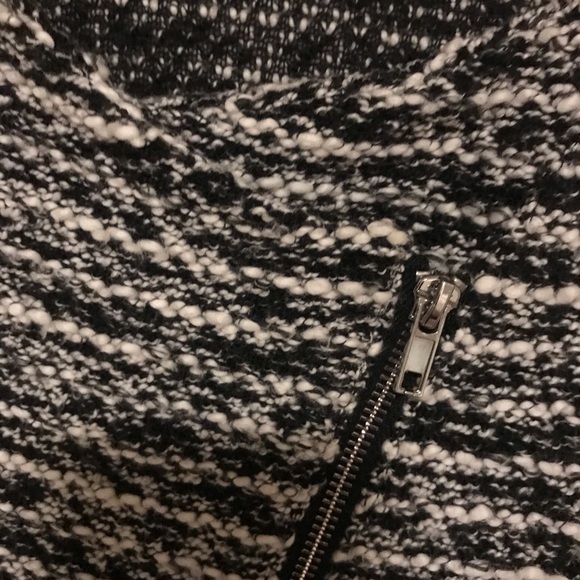 H&M ✨ Sweater Jacket ✨ - Picture 4 of 7